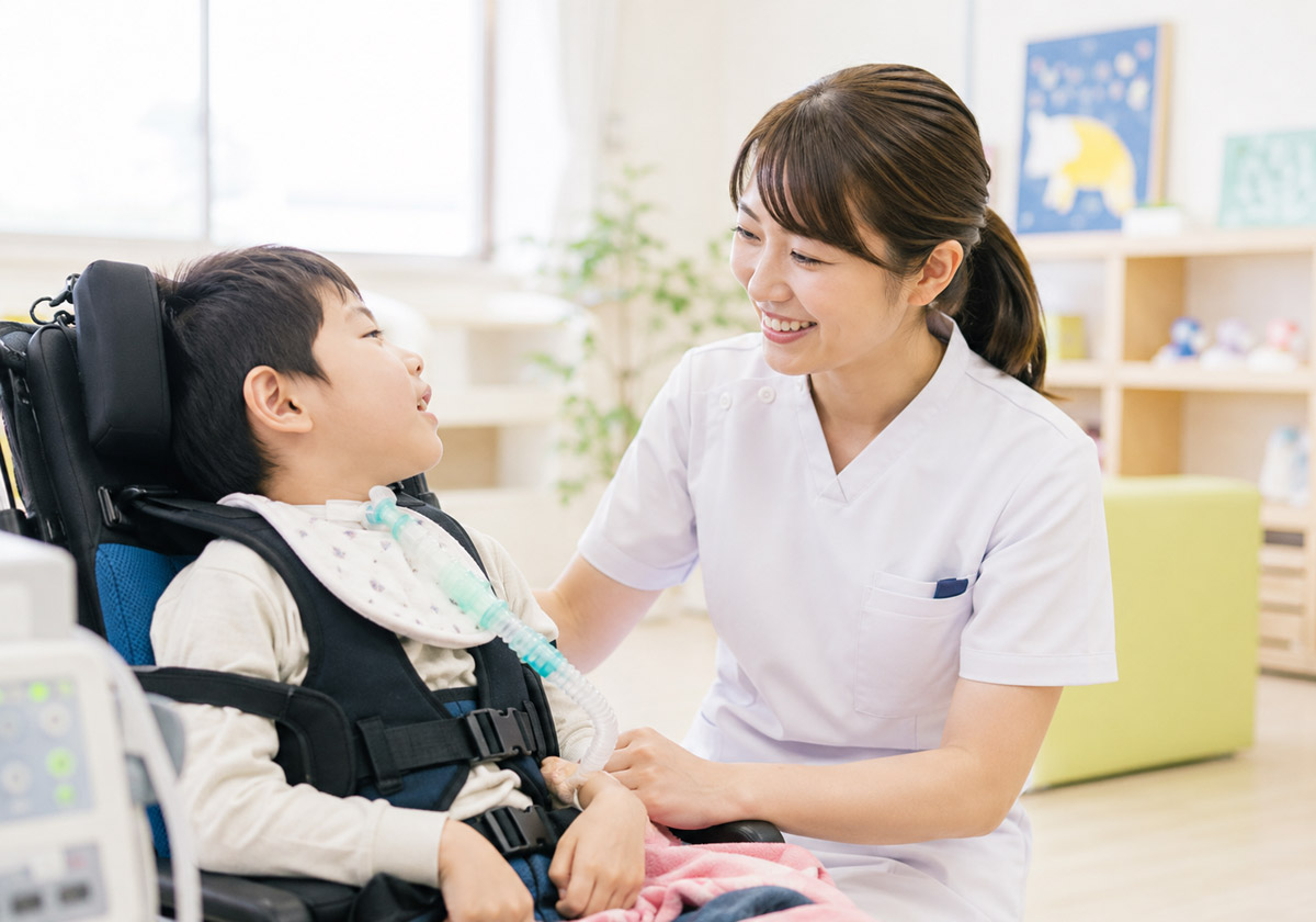 看護師 医療的ケア 社会福祉法人 立葵会 岐阜県瑞穂市「タチアオイの教室」