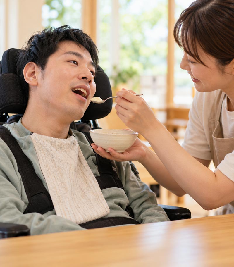 生活介護　日常生活の介護　立葵の杜